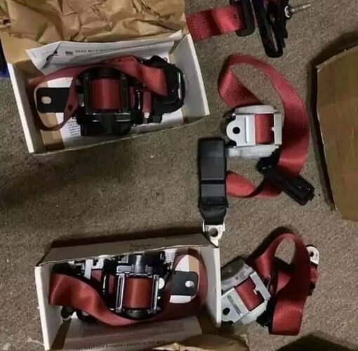 Hellcat Red Seatbelts